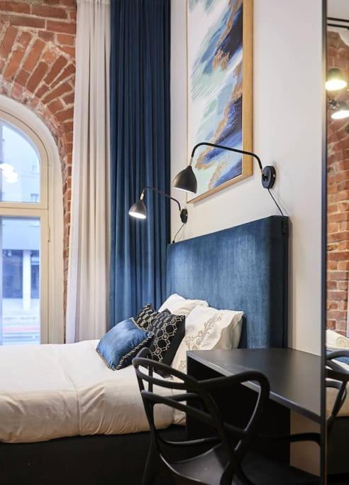Urban-Glam City Centre Studio With A Gym And Terrace Tallinn Exteriör bild
